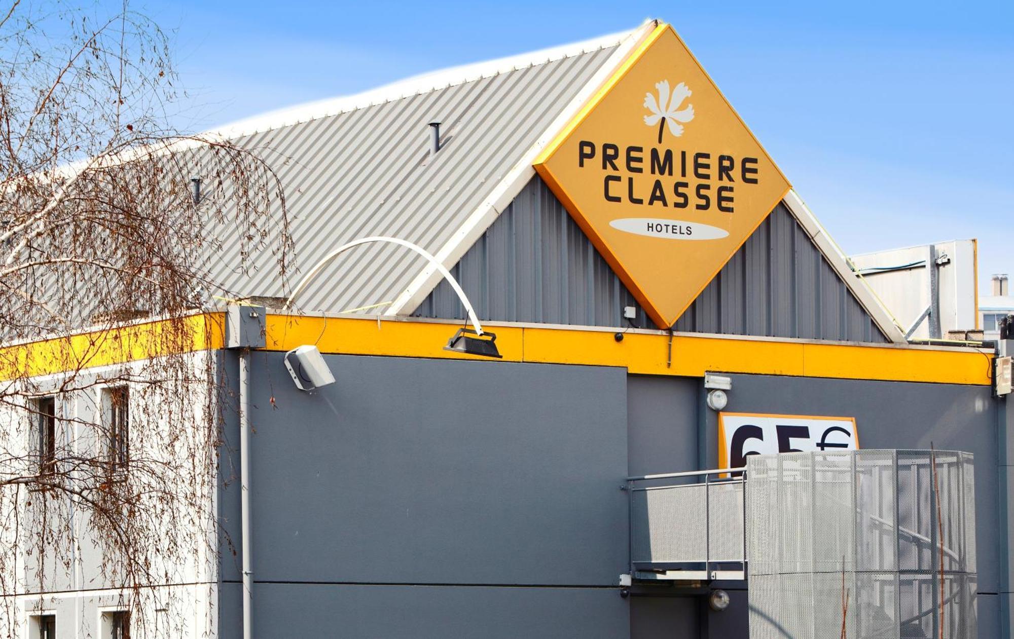 Premiere Classe Montreuil Montreuil  Eksteriør billede Premier Classe Hotel in Paris