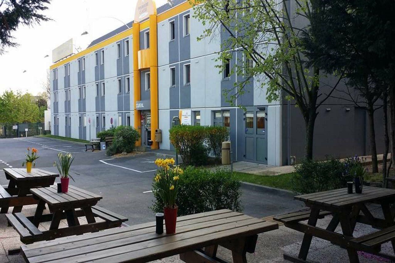 Premiere Classe Montreuil Montreuil  Eksteriør billede B&B Hotel in Paris