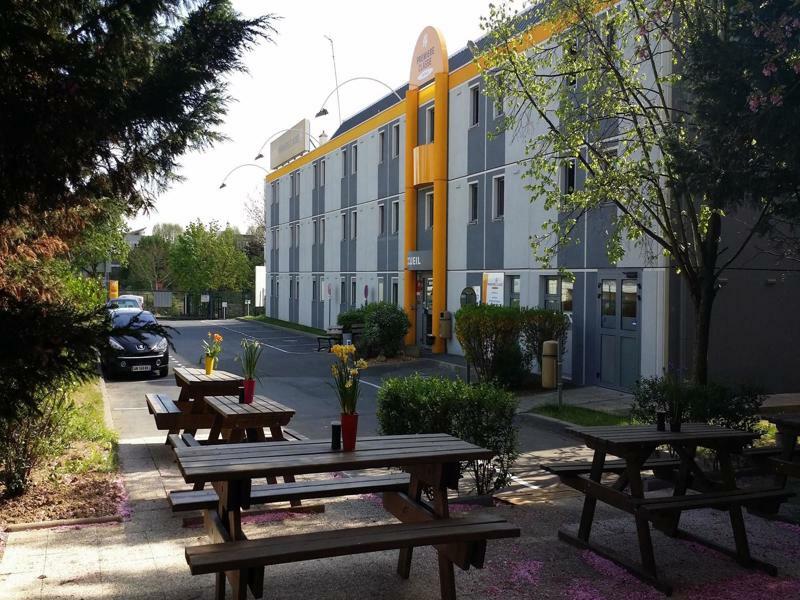 Premiere Classe Montreuil Montreuil  Eksteriør billede The hostel in 2014
