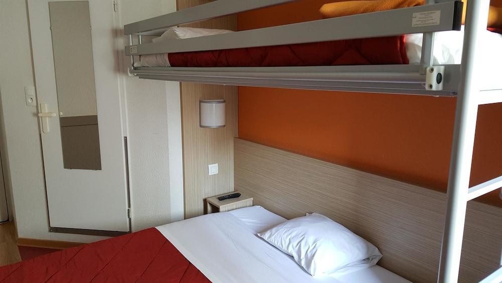 Premiere Classe Montreuil Montreuil  Eksteriør billede A room at the hotel